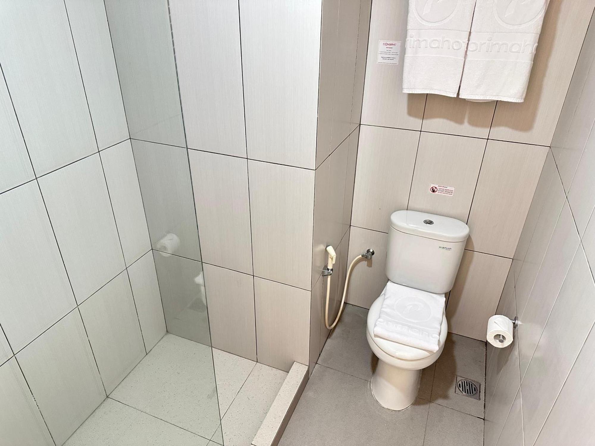 Hotel D'primahotel Jemursari Surabaya